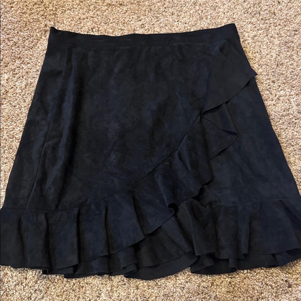 Suede BB Dakota Skirt Size 8